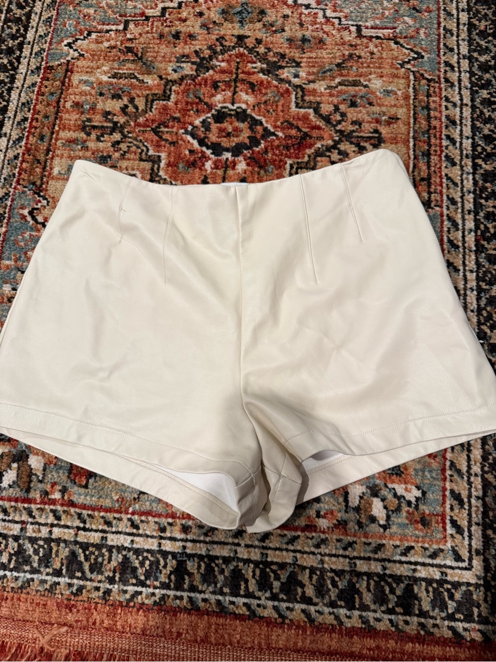 NWOT Anthropologie Maeve Leather Sjorts